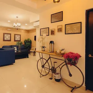 Hotel La Colonia, Saint-Domingue